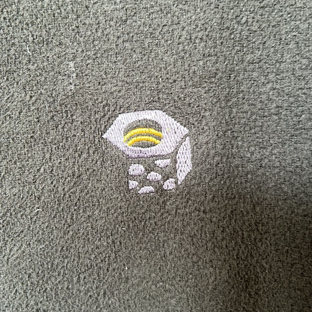 Mountain Hardware Half Zip Pull Over - image 2